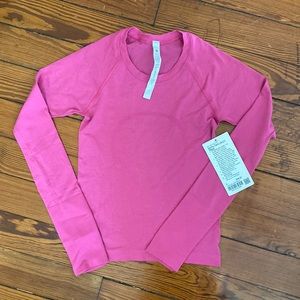 size 2 Sonic pink long sleeve swiftly tech